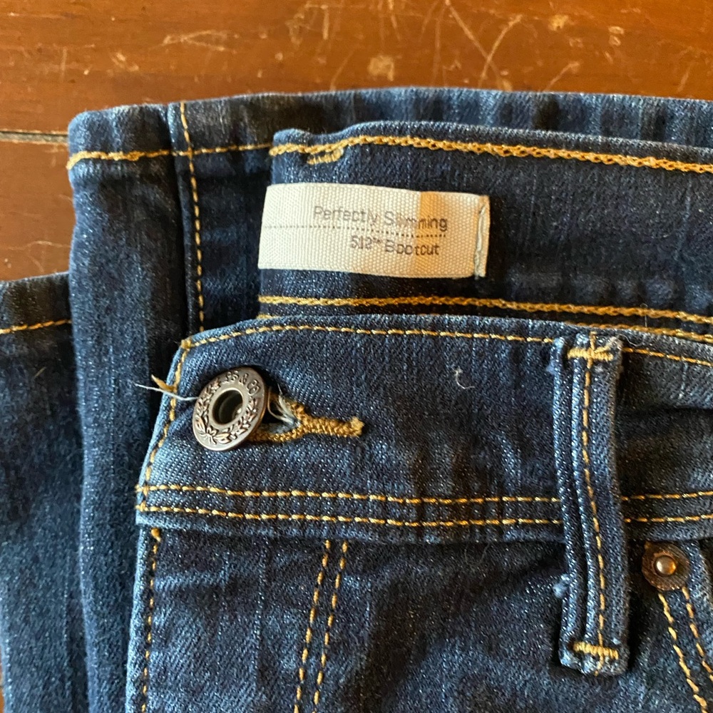 Levi’s Mid-rise Boot Cut Jeans - Picture 3 of 5
